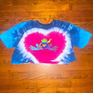 Cropped tie dye shirt